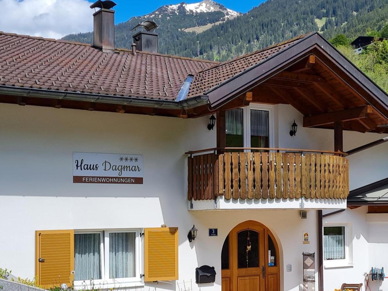 Haus Dagmar Apartment Silbertal Luaran gambar