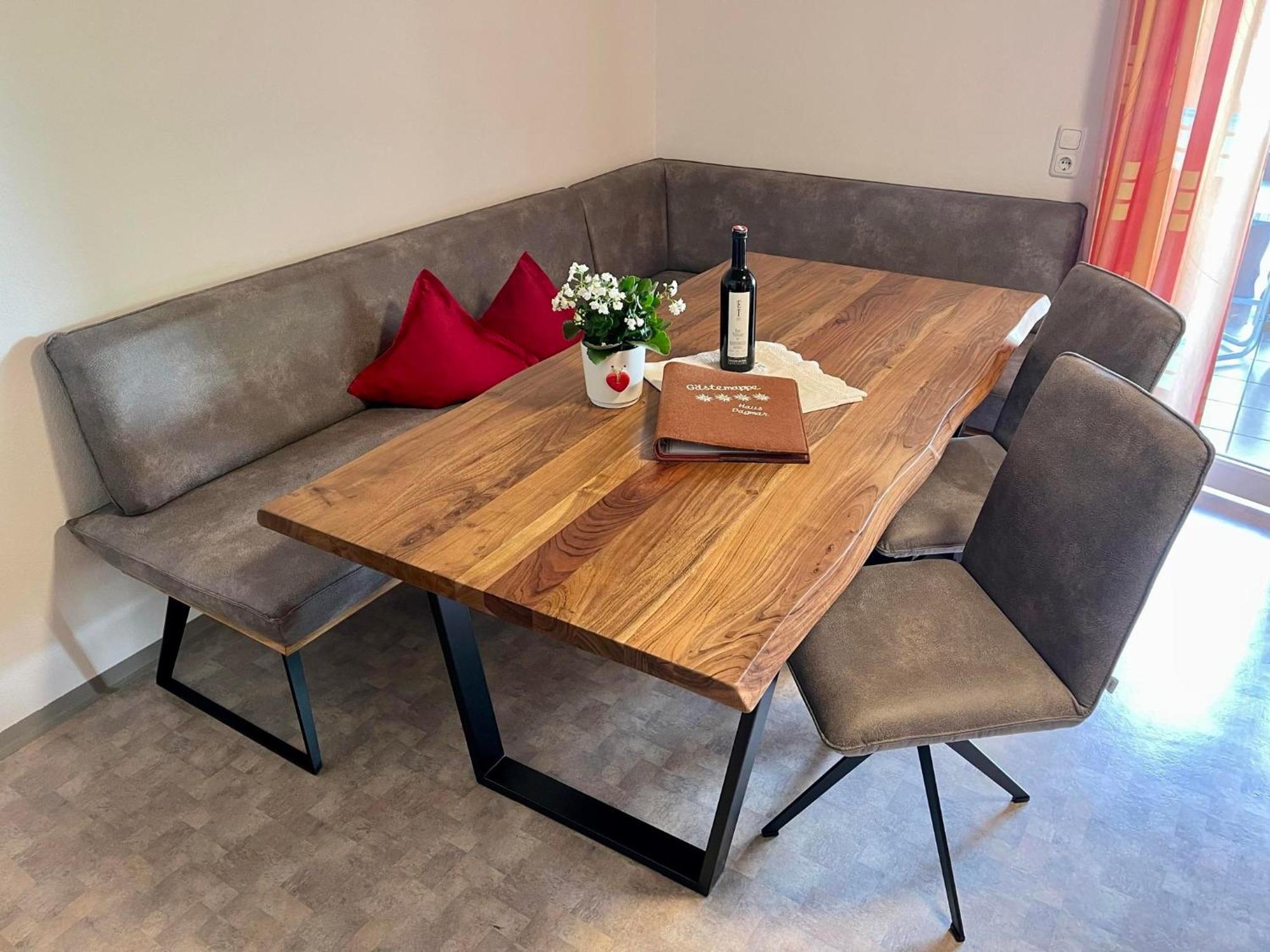 Haus Dagmar Apartment Silbertal Luaran gambar